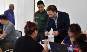 AZCUE Y DESARROLLO SOCIAL NACION...